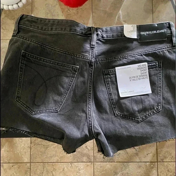 Calvin Klein Mid Rise Embroidered Weekend Short - Picture 3 of 7